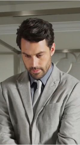 她藏起孕肚離職，禁欲上司急瘋了(全集)