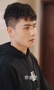 跑腿，竟是隱藏大佬(全集)