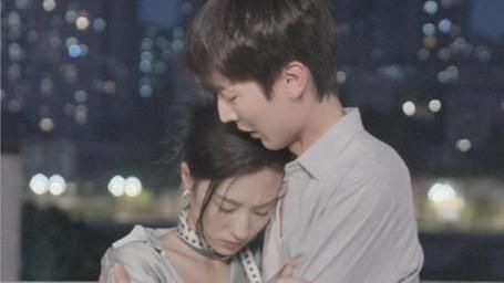 棄婚后，高冷女總裁攀我高枝(全集)